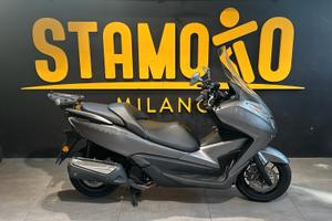 Honda Forza 300