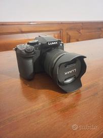 Fotocamera Panasonic lumix g80 con 2 obiettivi