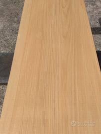 TAVOLE E QUADROTTI IN LEGNO GUATAMBU. 