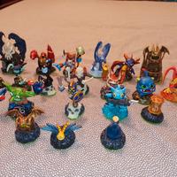 SKYLANDERS 