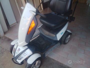 Scooter elettrico per anziani