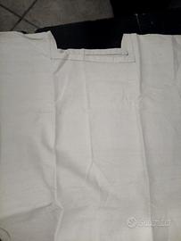 ampia collezione capi ricamati tessuti a mano 1800