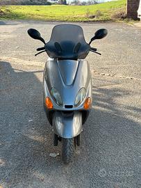 Yamaha Skyliner 125