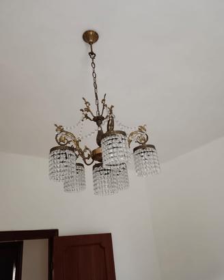 Lampadario con cristalli 