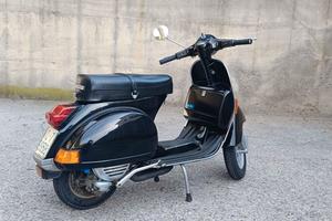 vespa p125x.