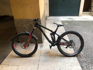 Bici downhill