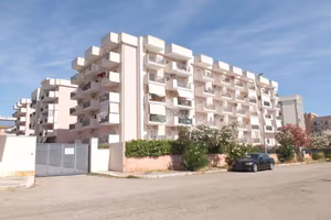 4 LOCALI A BISCEGLIE