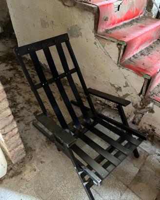 Seggiola in legno da esterno