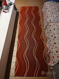 tappeto rosso salotto