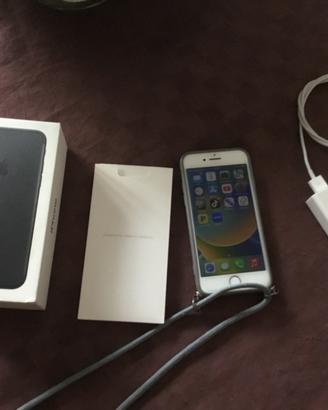 iPhone 8  64 gb in perfetto stato
