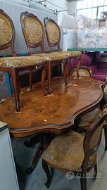 tavolo e sedie classiche