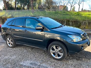 Lexus RX400h del 2008 con 300.000km