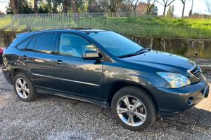 Lexus RX400h del 2008 con 300.000km