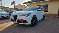 Alfa Romeo Stelvio 2.2 Turbodiesel 210 CV AT8 Q4 V