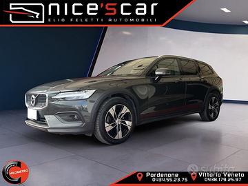 Volvo V60 Cross Country B4 (d) AWD Geartronic
