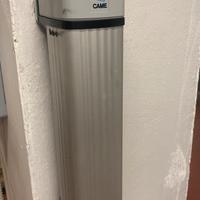 Motore per cancello battente