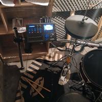 Batteria elettronica Alesis strike drum kit