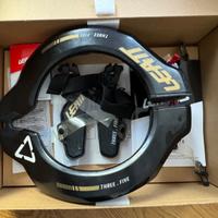 Collare ( neck brake) Leatt