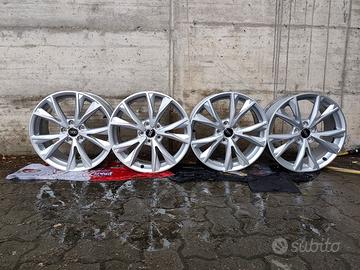 4 CERCHI LEGA 18 " AUDI ORIGINALI  VW GOLF