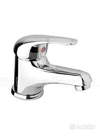 Rubinetti bagno nuovi con scatola