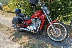 Suzuki  Intruder 800