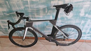 Canyon Speedmax 2017 CF SL L con upgrades