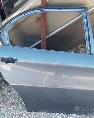 Porta post. dx Alfa 166