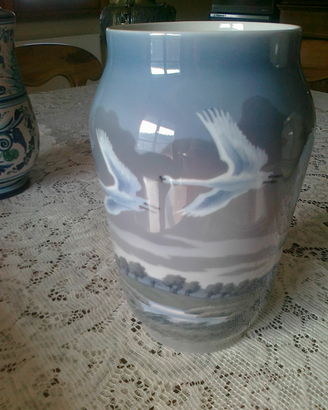 Royal Copenhagen Denmark - Vaso "cigni in volo"