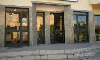 Locale commerciale/artigianale 2 piani