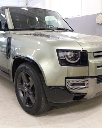 LAND ROVER Defender 110 3.0D I6 250 CV AWD X-Dy