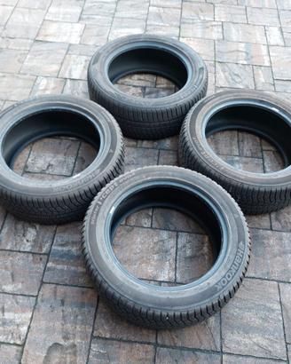 4 Gomme Invernali 215/55 R17 Hankook (pochi km)