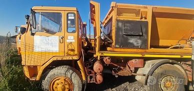 Iveco acl 90 ribaltabile immatricolato