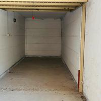 Box davanti aeroporto Olbia