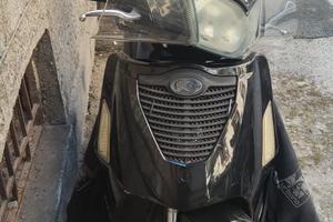 Scooter Kymco People S200i