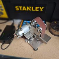 Levigatrice a Nastro per Ferro Legno Plastica