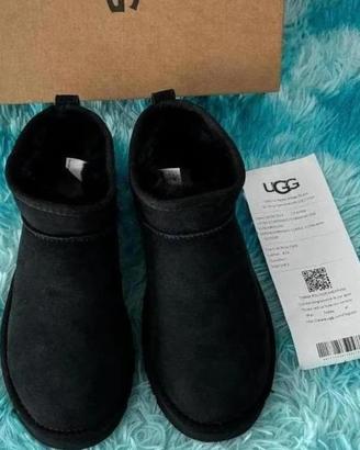 Stivali da neve UGG Mini, neri/taglia 37