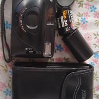 Nikon ef100 con custodia pelle e rullino 36 pose