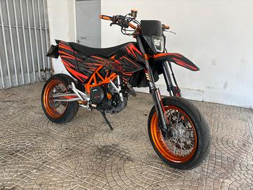 Ktm 690 smcr depo A2