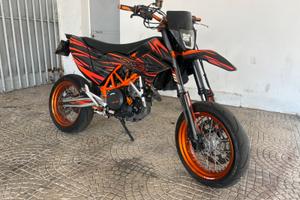 Ktm 690 smcr depo A2