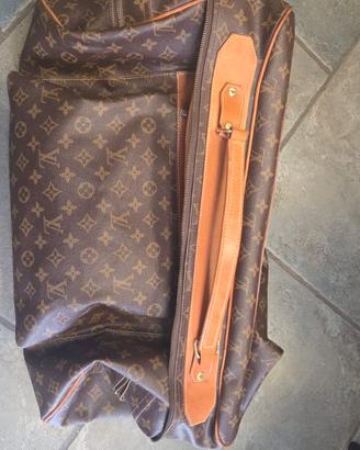 Louis vuitton weekender