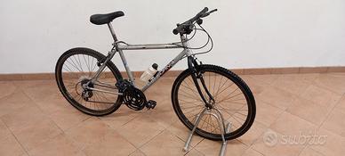 Mountain-bike California 