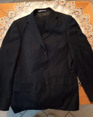 Completo elegante uomo