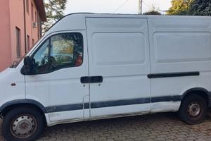 Nissan Interstar Tetto Alto – Ideale da lavoro