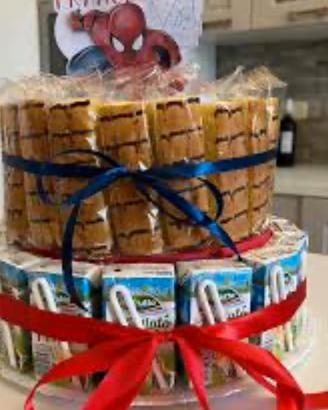 Torte di snack compleanno