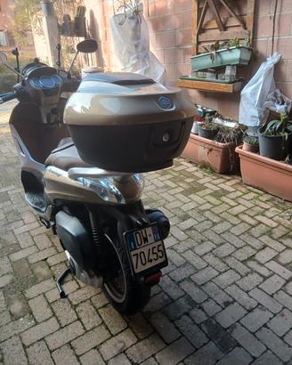 Piaggio Beverly 300