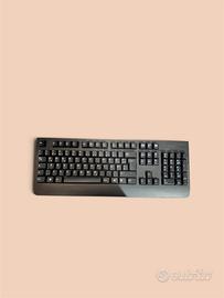 MSI 27” 170Hz + Tastiera, Mouse e Mousepad