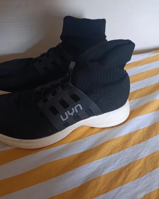 scarpe UYN