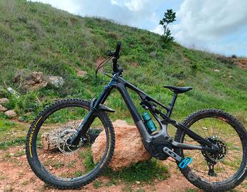 Turbo Levo Expert 2023 carbon