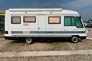 Camper Vas