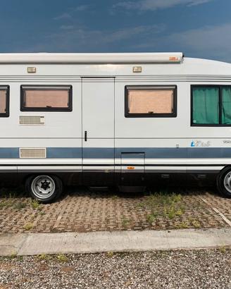 Camper Vas